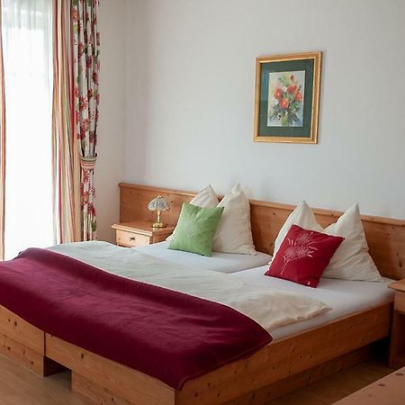 Pension Hiesel-Villa Untersbergblick Anthering Luaran gambar