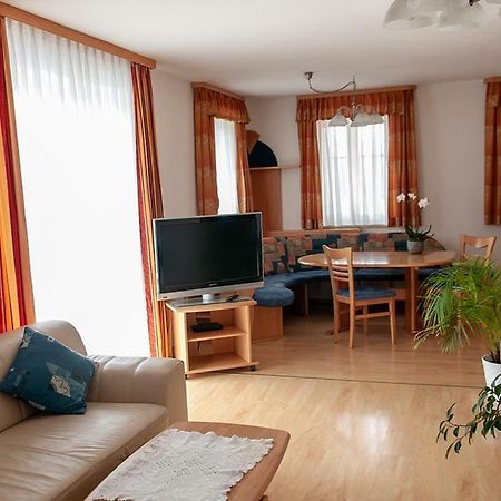 Pension Hiesel-Villa Untersbergblick Anthering Luaran gambar