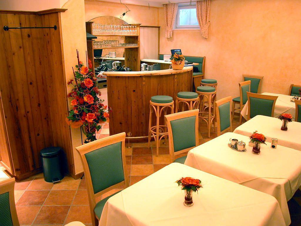 Pension Hiesel-Villa Untersbergblick Anthering Bilik gambar