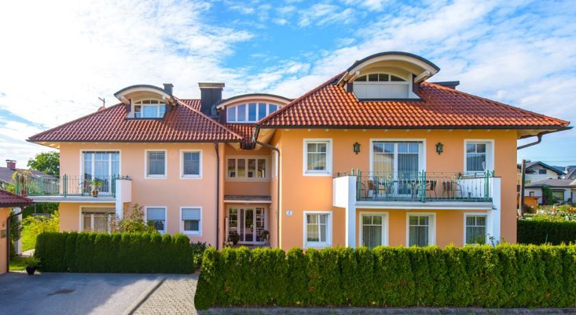 Pension Hiesel-Villa Untersbergblick Anthering Bilik gambar