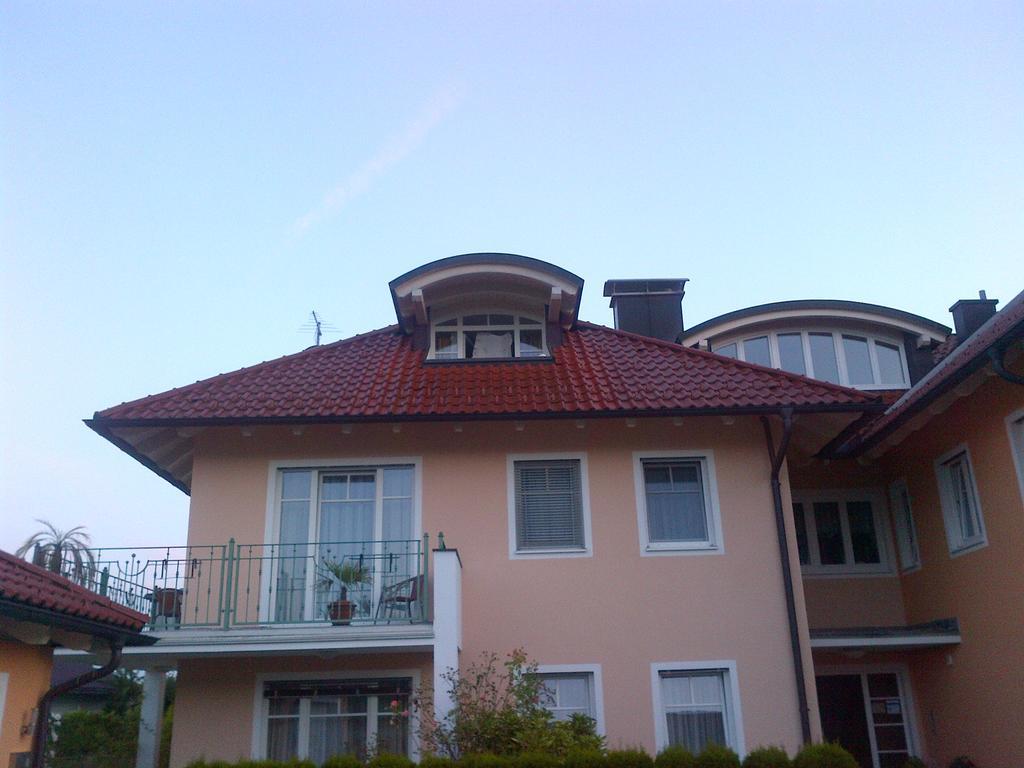 Pension Hiesel-Villa Untersbergblick Anthering Bilik gambar