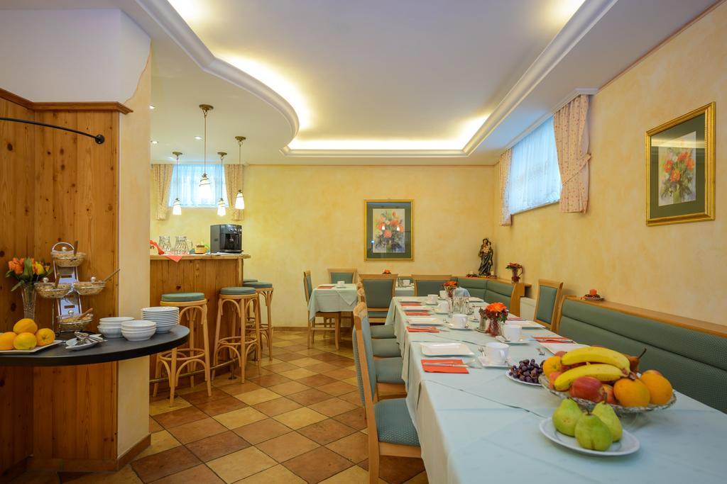 Pension Hiesel-Villa Untersbergblick Anthering Bilik gambar