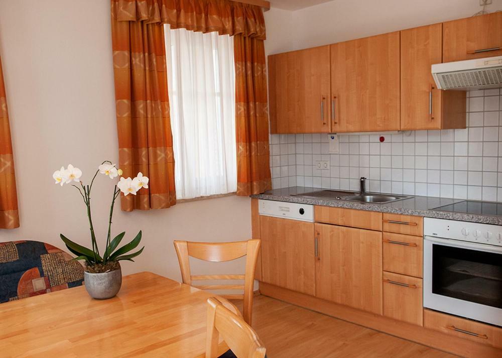 Pension Hiesel-Villa Untersbergblick Anthering Luaran gambar