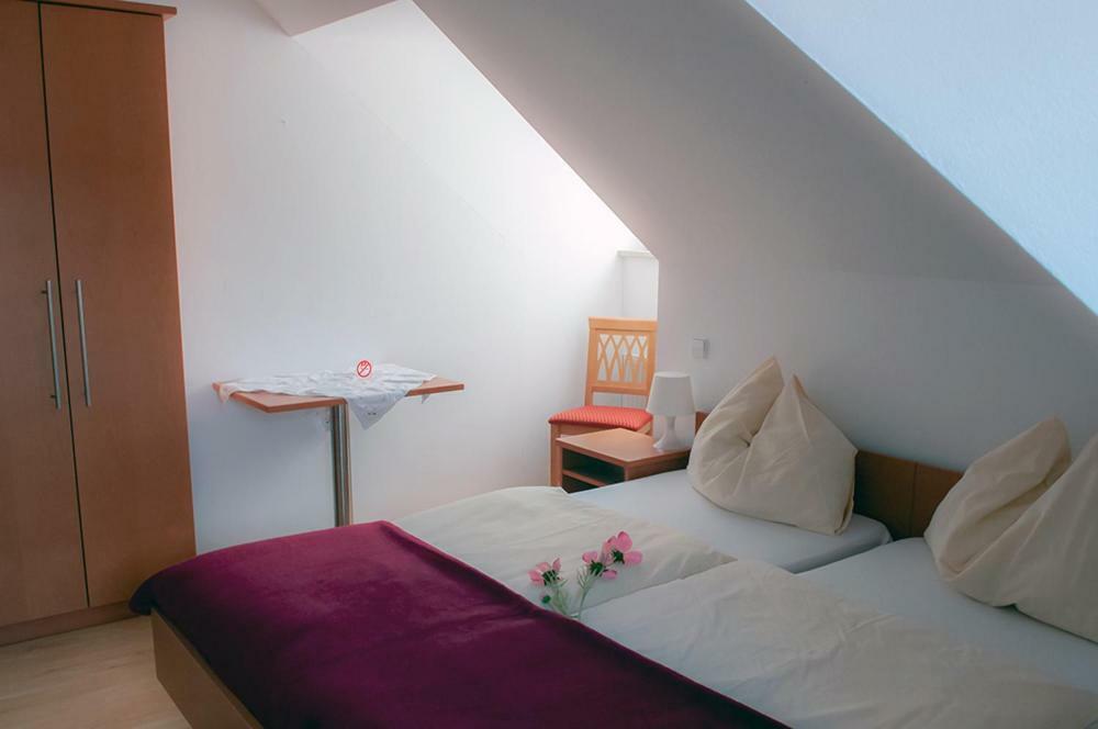 Pension Hiesel-Villa Untersbergblick Anthering Luaran gambar