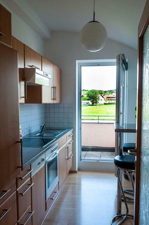 Pension Hiesel-Villa Untersbergblick Anthering Luaran gambar