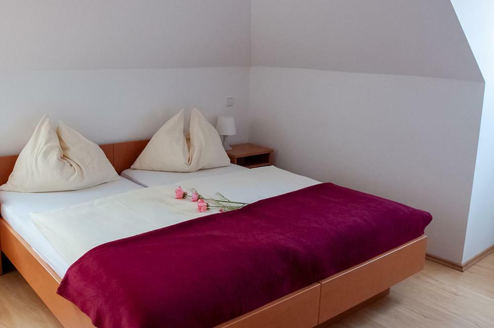 Pension Hiesel-Villa Untersbergblick Anthering Luaran gambar